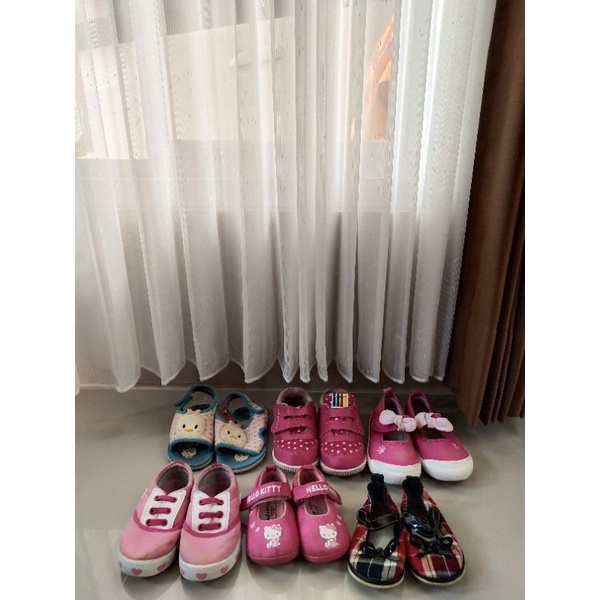 sepatu baby anak cewek lucu hellokitty,cool baby, gabino,tsumtsum
