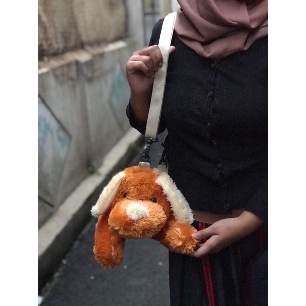 Tas Slempang Boneka Noni Bulu Tebal