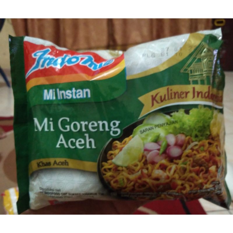 

mi instan indomie mi goreng aceh