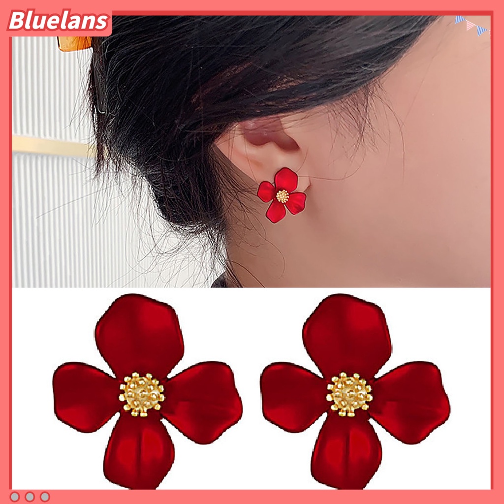 1 Pasang Anting Stud Bentuk Bunga Empat Kelopak Warna Merah Untuk Wanita