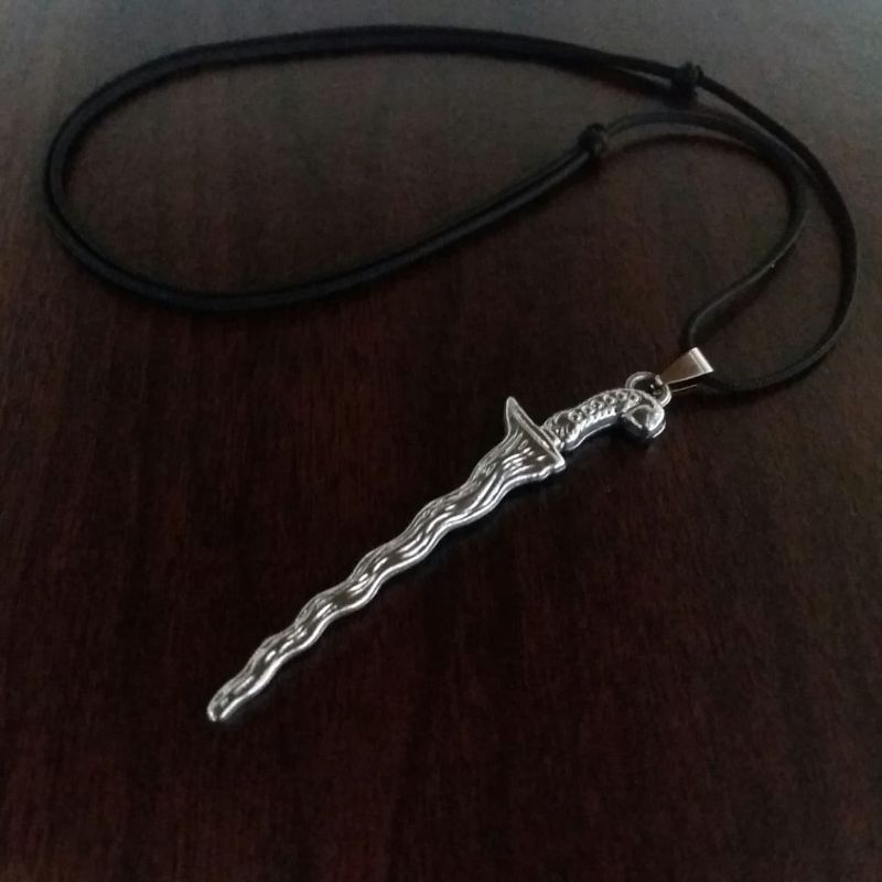 kalung tali bandul Keris/besi original