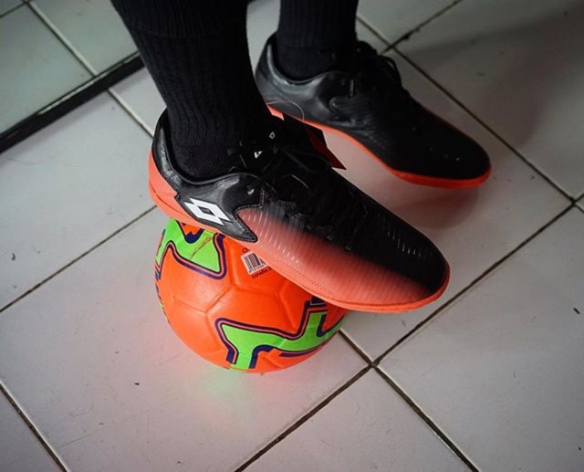 Lotto Severe IN ( Black / Orange )