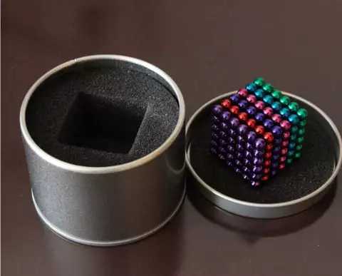 Mainan Bola Magnet 5mm Magnetic Ball Warna Warni Rainbow  216PCS Buckyball - COD