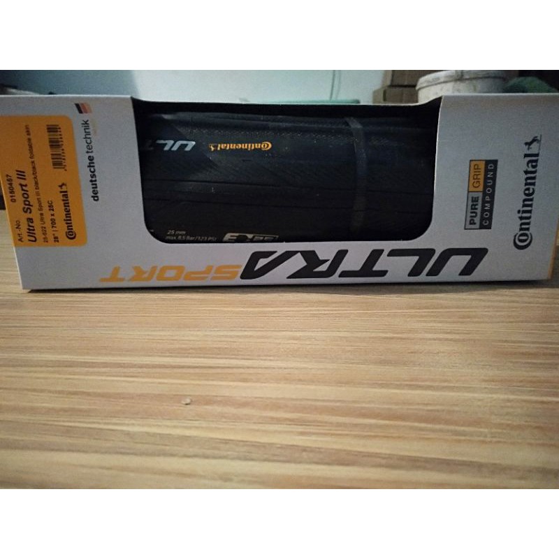 Ban Luar Continental Ultra Sport III 700 X 25C