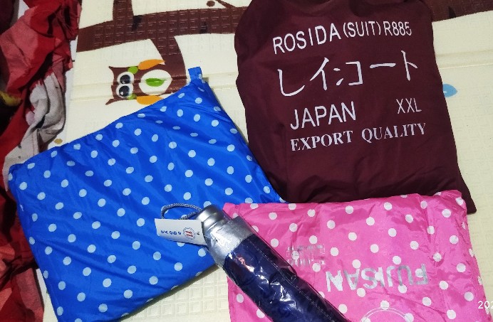 Felwinshop Payung Lipat Polos Warna Dalam Silver Murah!!! Payung Promosi Nagoya