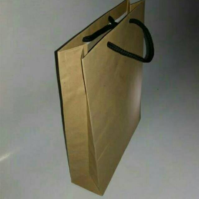 

Paper Bag Polos, Uk. P22*L7*T27 cm