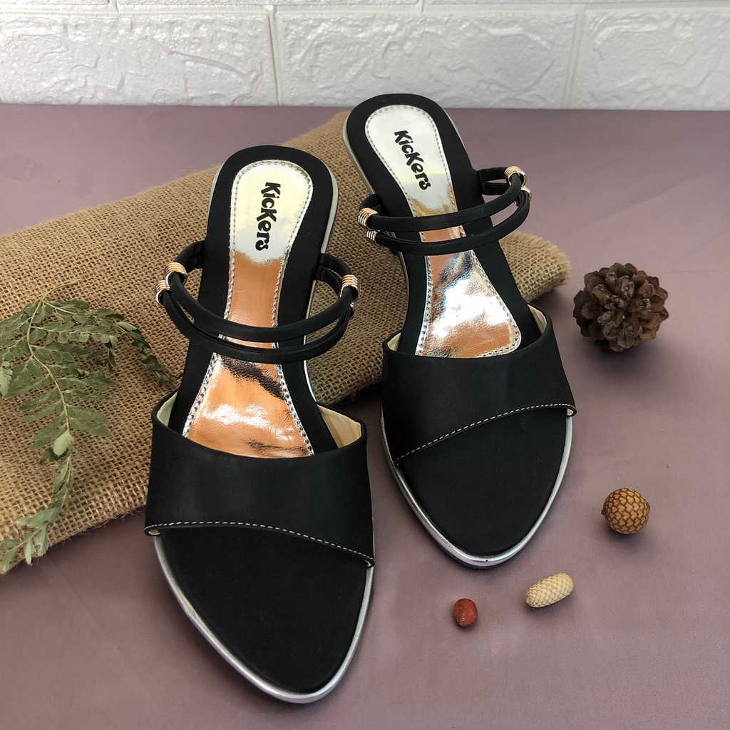 PUTRI HEELS 2 HIGH HEELS SANDAL SENDAL SLOP CEWEK WANITA LARIS MURAH SEMIGLOW POLOS SANDAL HIGH HEELS WANITA GLITER 5cm HAK LANCIP TERBARU KEKINIAN SENDAL HELS PUMP PEREMPUAN DEWASA SLOP MEWAH ELEGAN TERBARU