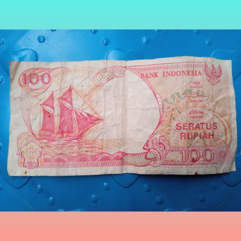 Uang Kertas 100 Rupiah Tahun 1992