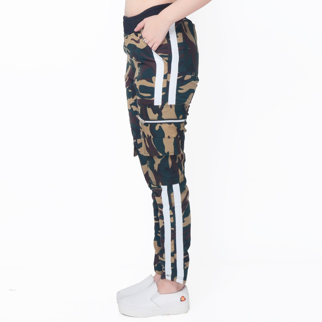 Celana jogger training  Panjang Wanita Corak Army - XSHOP Patrice