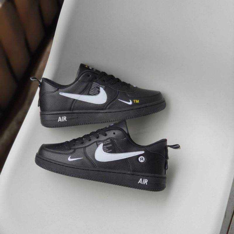 Sepatu Air Force 1 Low Utility Black Kualitas Import