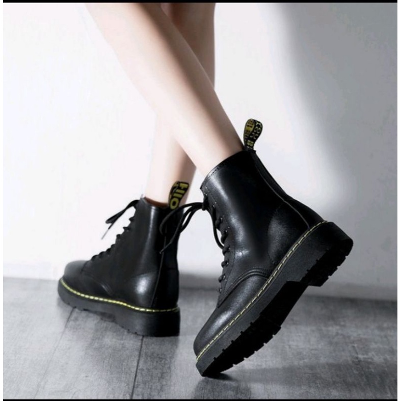 sepatu boot wanita sepatu marteen  sepatu british martens sepatu korean style sepatu boot wanita terlaris sepatu boots wanita trendy