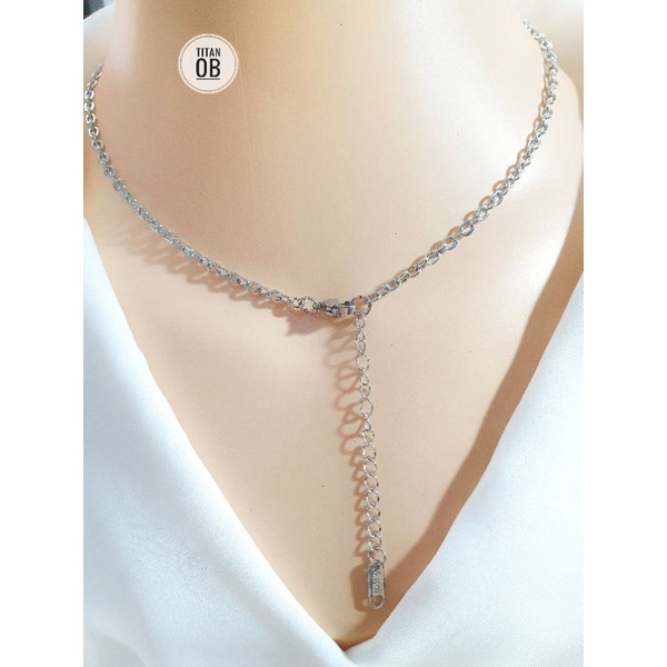 Kalung Polo Titanium Dengan Rantai Tambahan N21122101