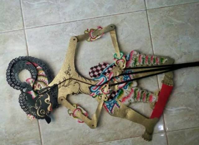 (BISA COD)  KERAJINAN MINIATUR WAYANG KULIT RADEN WERKUDARA BIMA UKURAN BESAR 65 x 35 cm DEKORASI