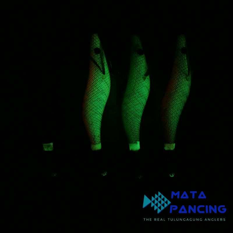 Umpan pancing cumi daido squid jig 2.5 3.0 3.5 glow in the dark umpan cumi casting umpan egi