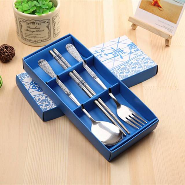 UNNISO  - Sendok Garpu Sumpit Set / Alat Makan Set Travel Portable