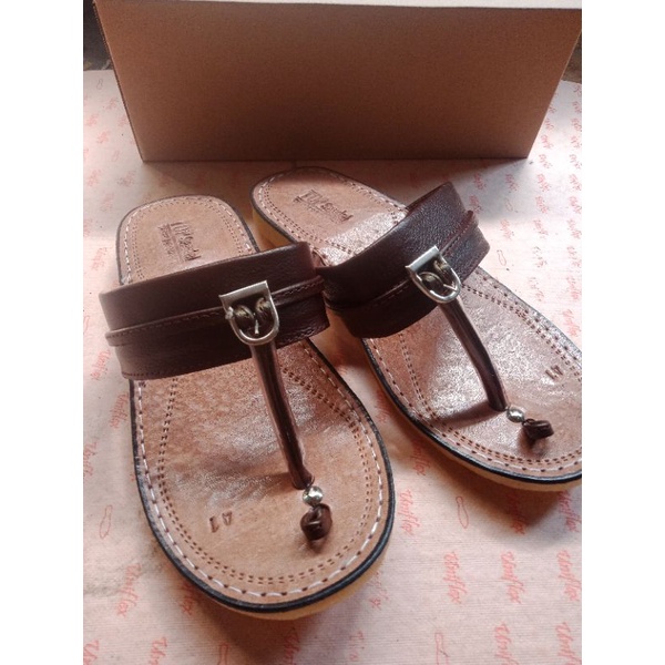 sandal pria kulit asli hitam coklat 39 40 41 42 43 model terumpah sendal tarumpah dewasa cowok selop bakiak bahan sol karet mentah kulit sapi garut murah original terbaru khas tasik berkualitas kekinian bagus casual coklat hitam tready
