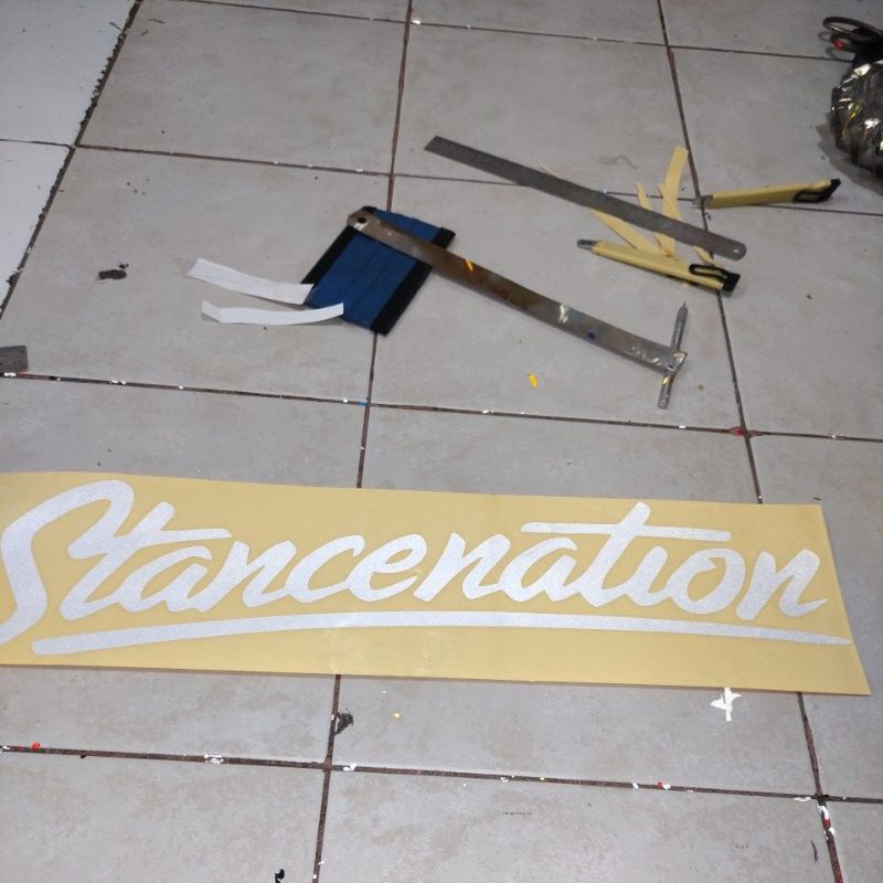 stiker cutting kaca depan mobil STANCENATION