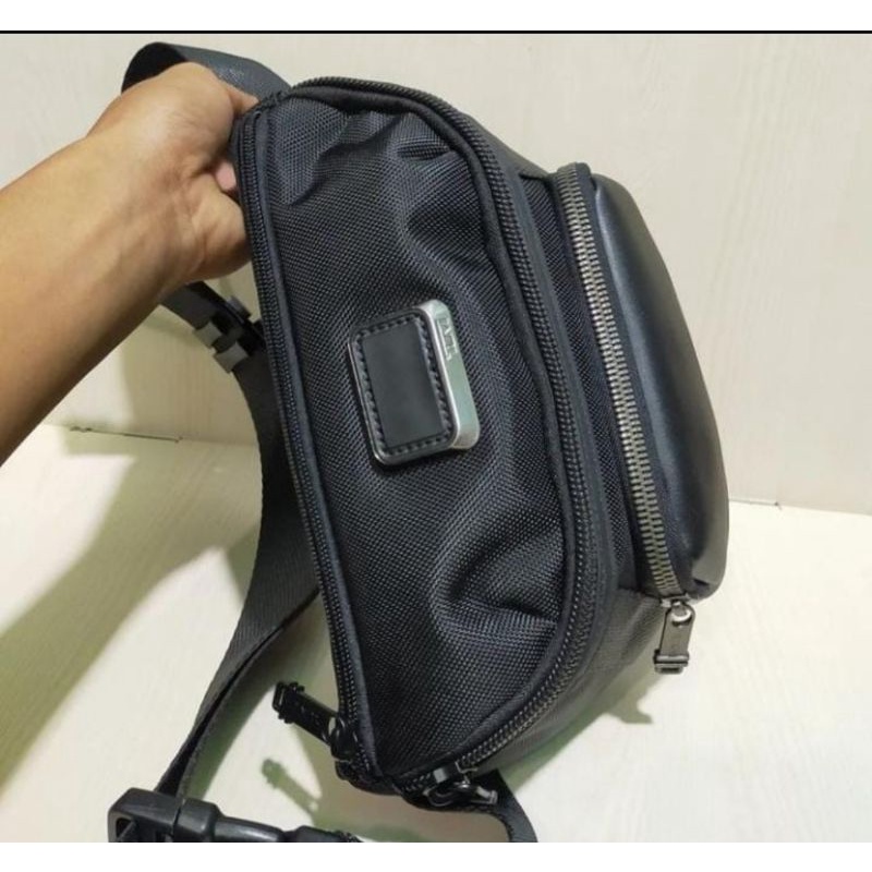 waitsbag tumi second