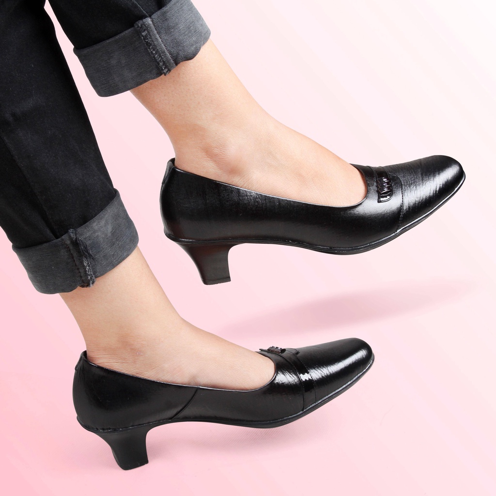 Sepatu Kerja Wanita Kulit Asli 100% Hak Tahu 5cm Sepatu Pantofel Perempuan Resmi Casual Kerja Kantor Dinas PNS Genuine Leather Hitam