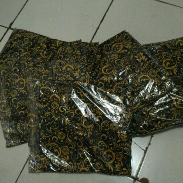 Kemeja Hem Batik Pria Pradha Kencana