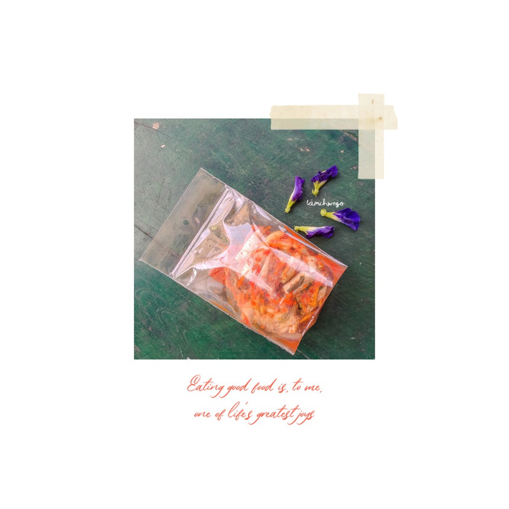 

Kimchwego Kimchi Sawi 300gram