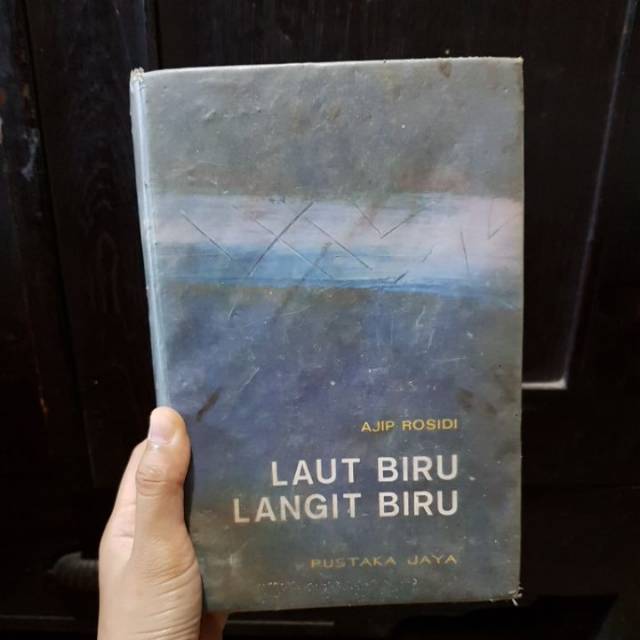 Laut Biru Langit Biru #Ajip Rosidi