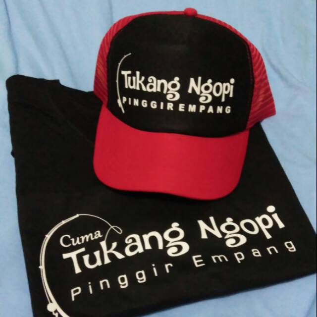 Topi tukang ngopi pinggir empang