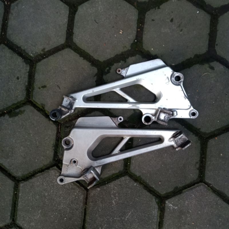 Dudukan Footstep Postep Step Belakang Honda Tiger Lawas Tilas Tiger Lama Tilam Strada CBX 200 Origin