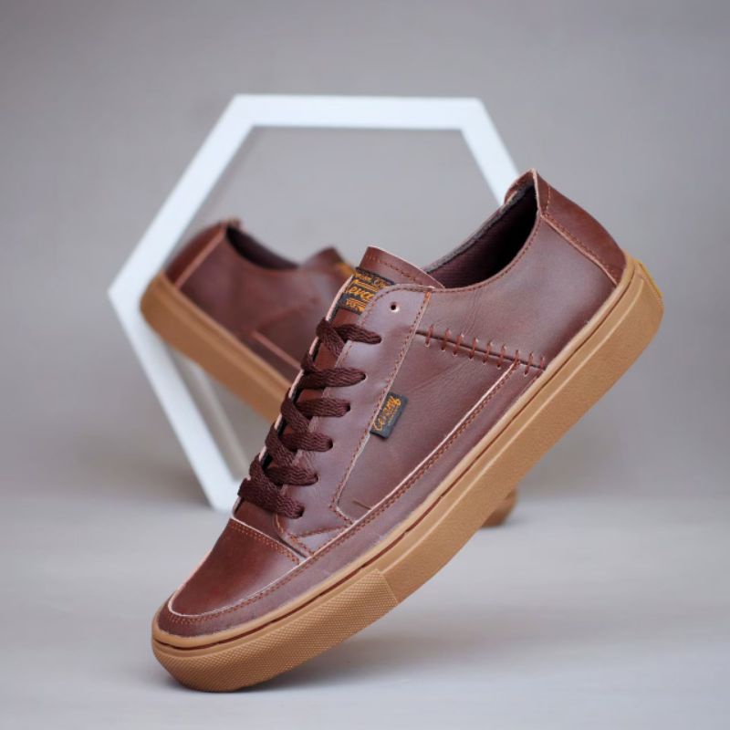 TERBARU !!! 100% KULIT ASLI SNEAKERS PRIA KASUAL SPORTY CEVANY DANTE COKLAT ORIGINAL High CH