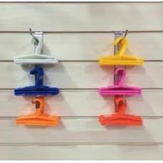 hanger kerudung kecil perlusin