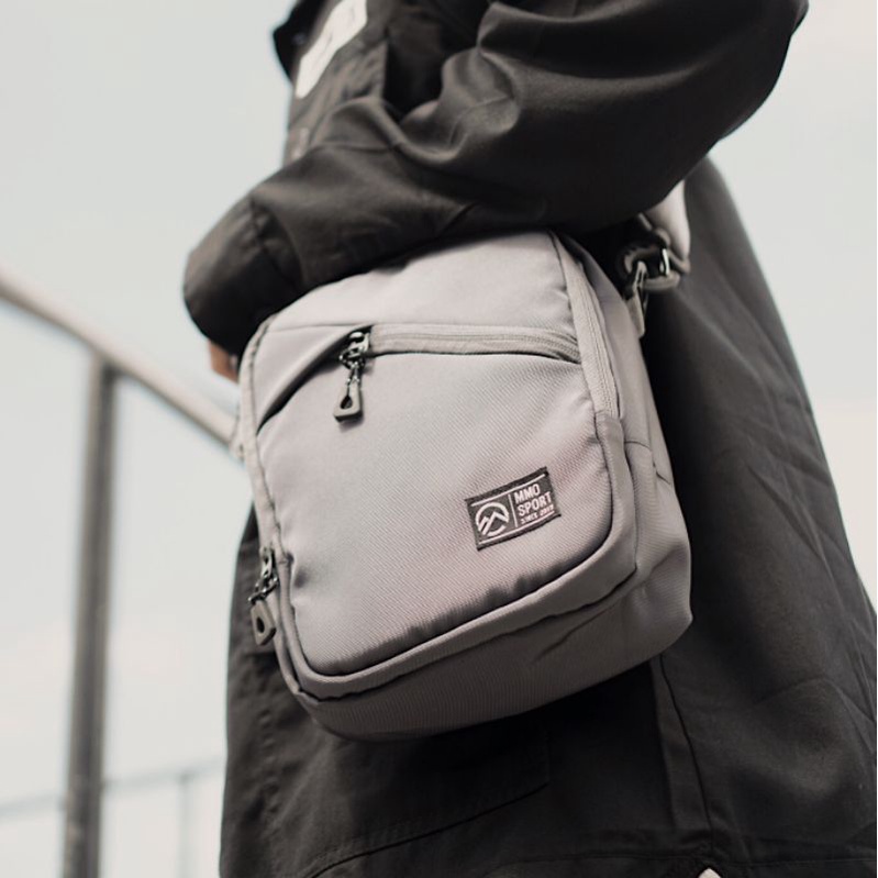 Mmosport Tas Selempang pria slanted zipper