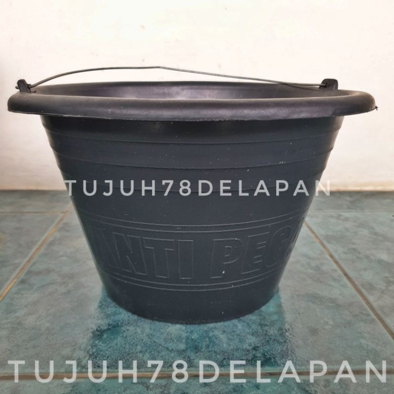 Ember Cor 14 Hitam / Ember Cor Kecil Hitam / Ember Plastik Hitam Anti Pecah
