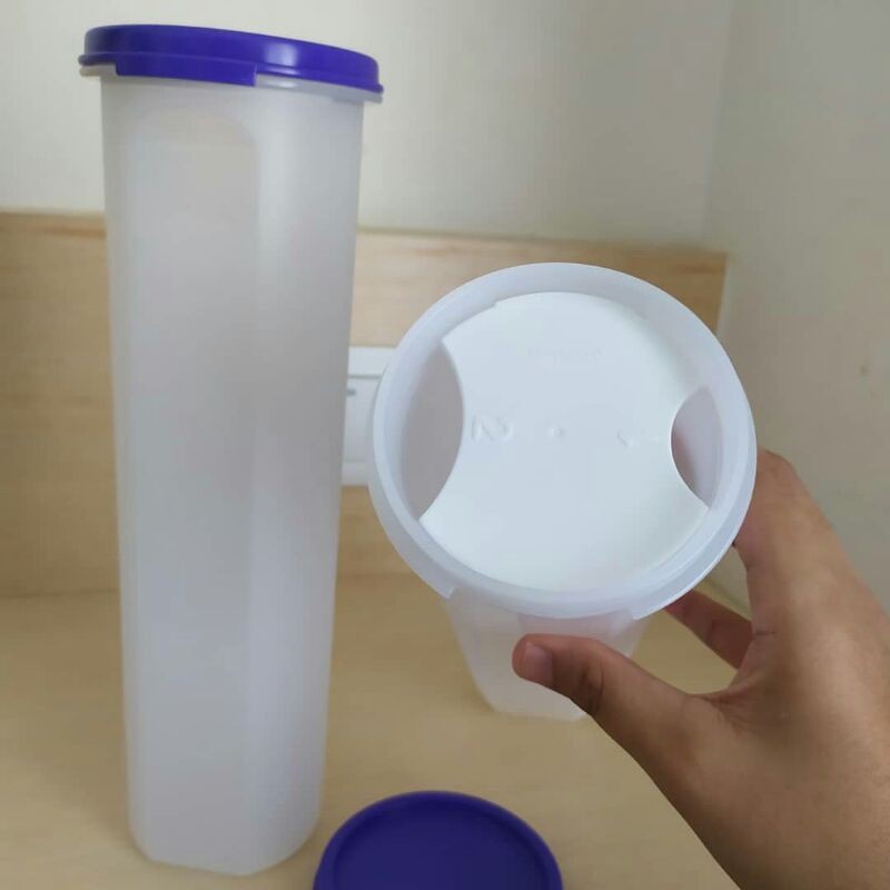DISKON SALE  TUPPERWARE MULTI DISPENSER 1PCS ECER TEMPAT MINYAK BOTOL MINYAK TEMPAT AIR MINUM BOTOL 
