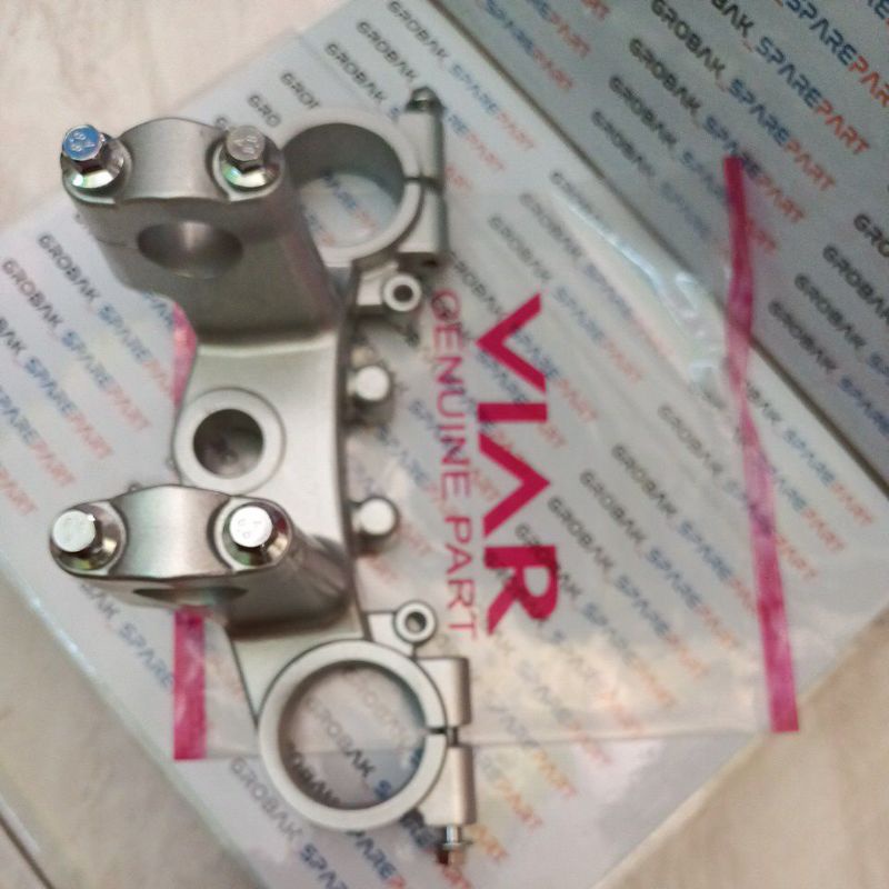 Segitiga, T Atas (USD), Upper Connecting Plate Viar Cross X 150 200, Original