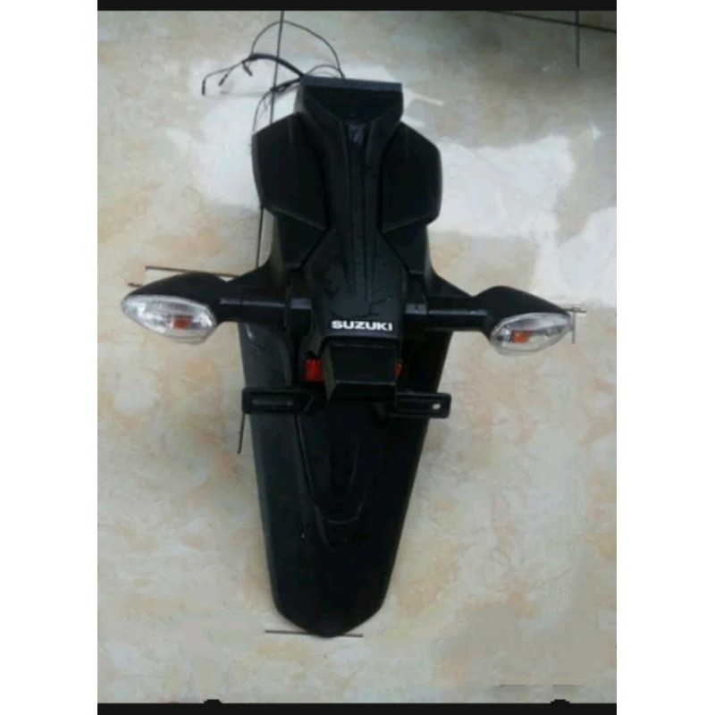 sepakbor spakbor slebor belakang gsx 150 r gsx150r original