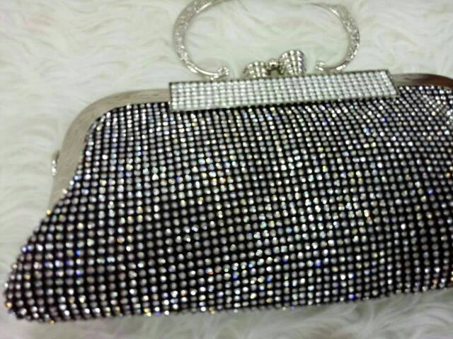 TAS PESTA BLINK BEHEL 1121