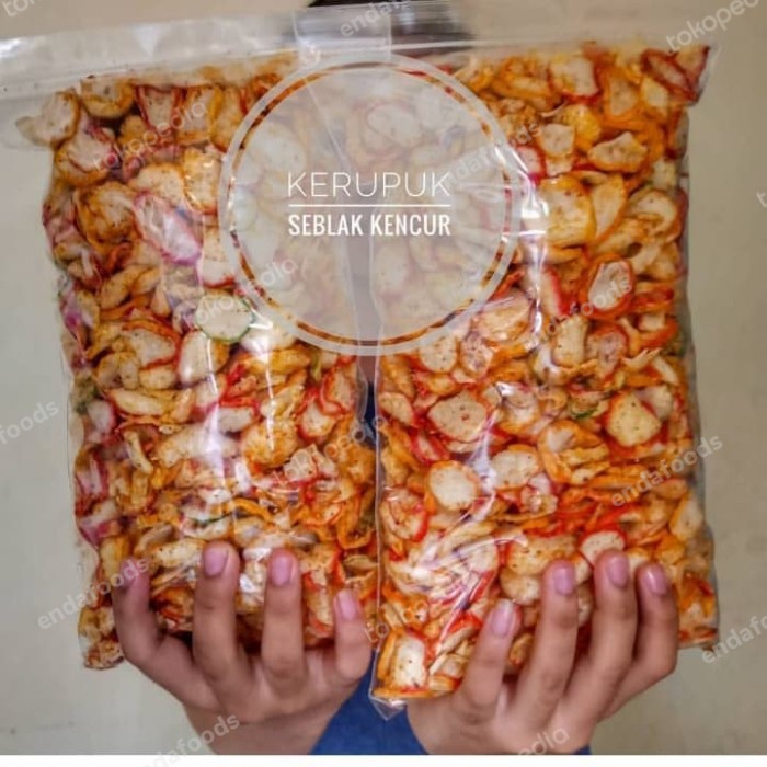 

KERUPUK SEBLAK KENCUR 1kg - BARU