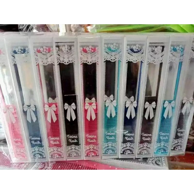 souvenir sisir lipat kaca