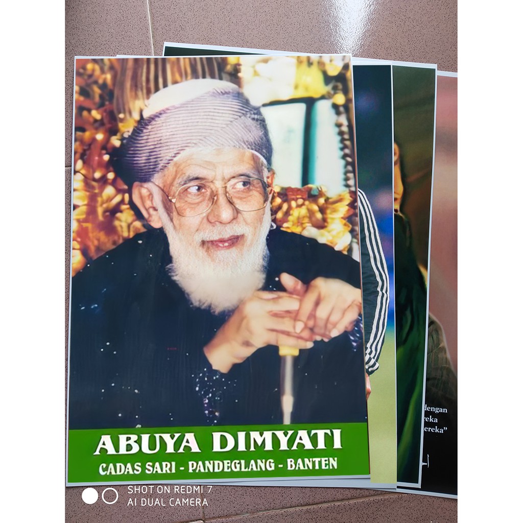 

POSTER SUDAH DILAIMINASI UKURAN A3+ ABUYA DIMYATI 2 ART PAPER 310GR TAJAM,TIDAK PECAH,AWET DIGITAL