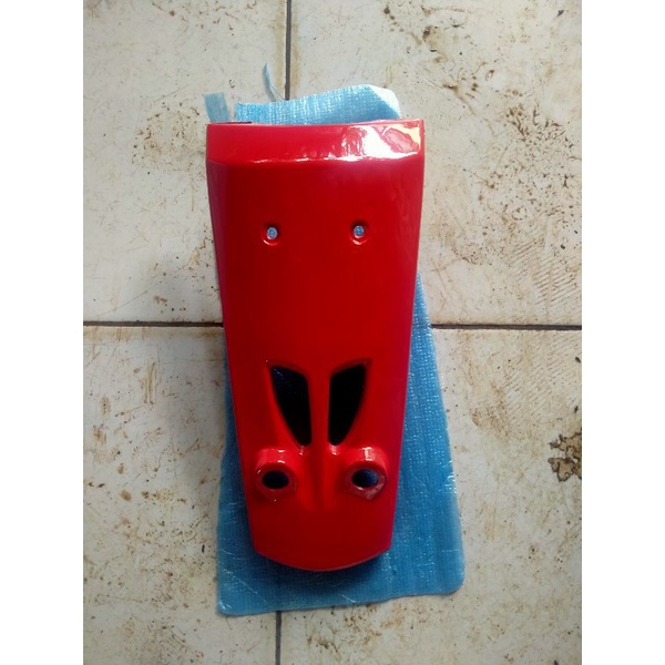 dasi / tameng yamaha vega r lama warna merah