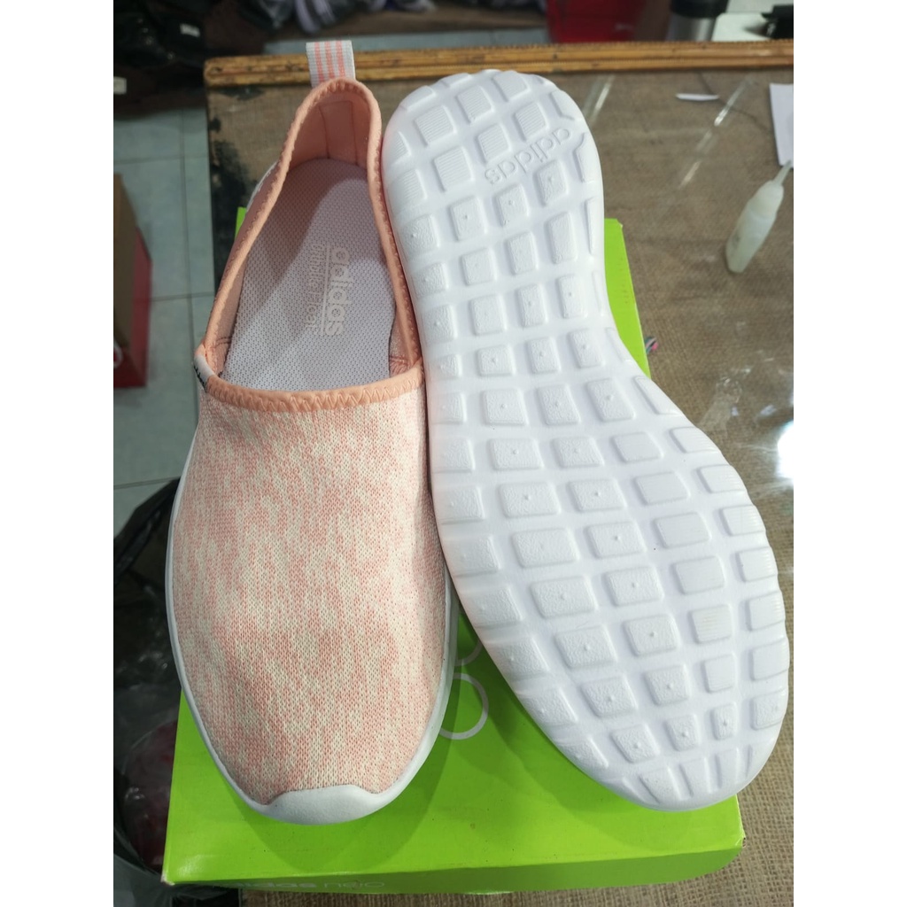 Sepatu Cewek Ringan Adidas Cloufoam Slip On Original