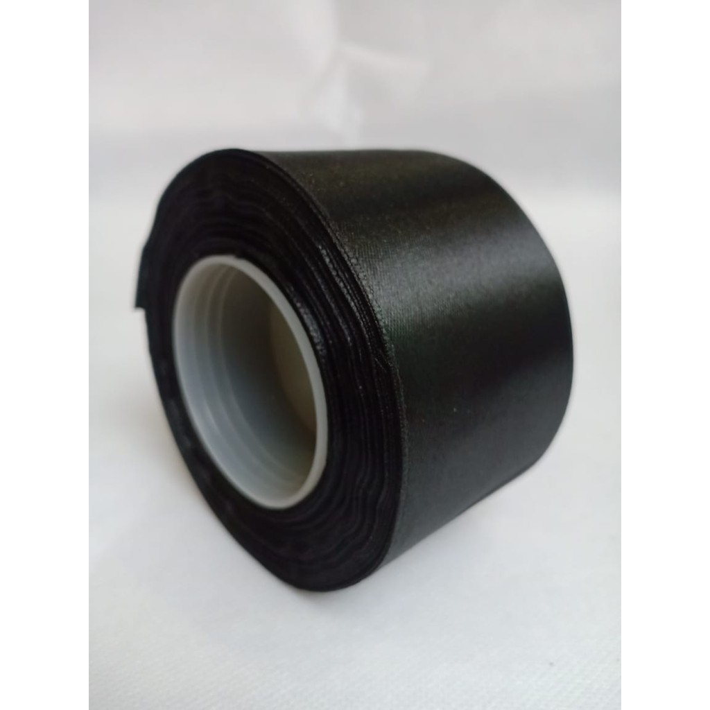 

Pita satin hitam 2 inch / 5 cm Per roll