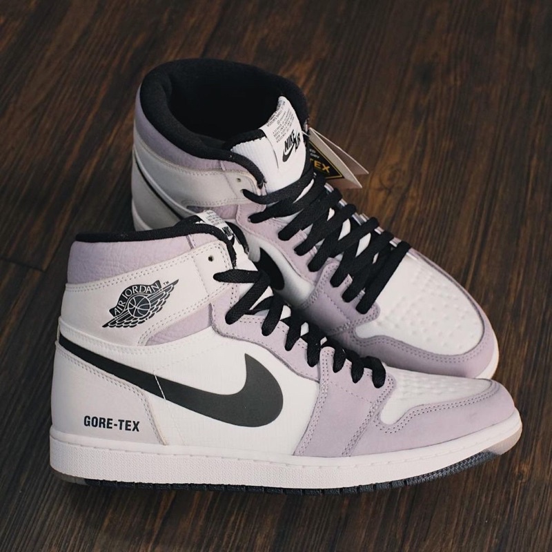 Nike air jordan 1 high gore-text light bone