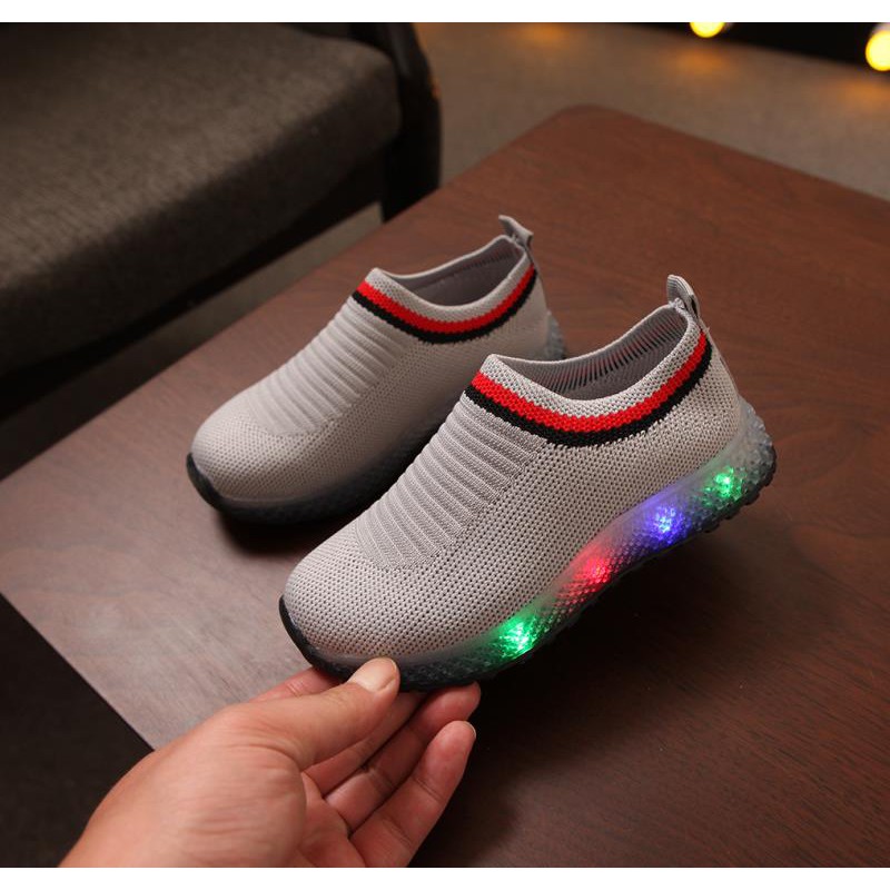 WHITE LIST LED/SEPATU ANAK LAKI LAKI IMPORT/SEPATU KETS ANAK LAKI LAKI LED KEKINIAN