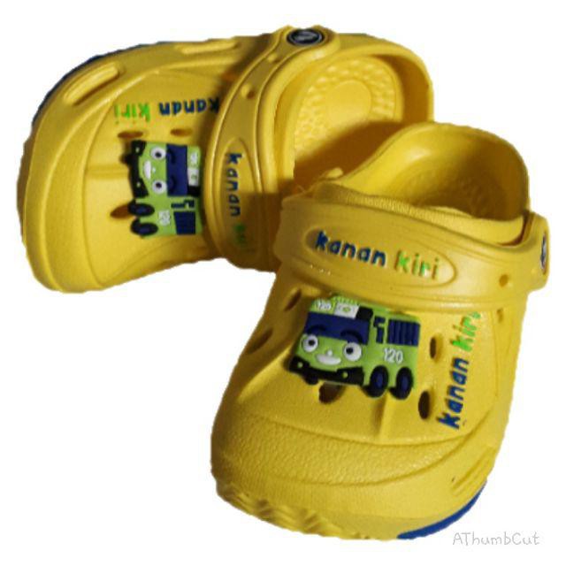 Sandal Bis Tayo Bahan Karet Tebal Tidak Licin bentuk Selop Nyaman untuk Anak
