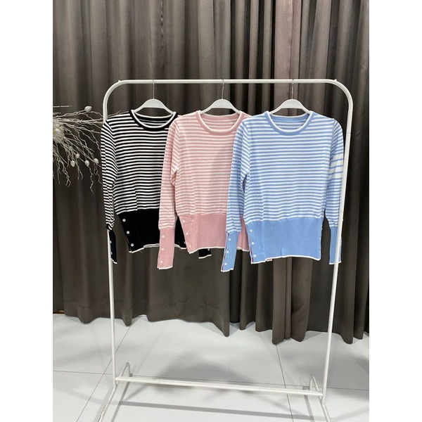 Atasan Rajut garis by Vivorie