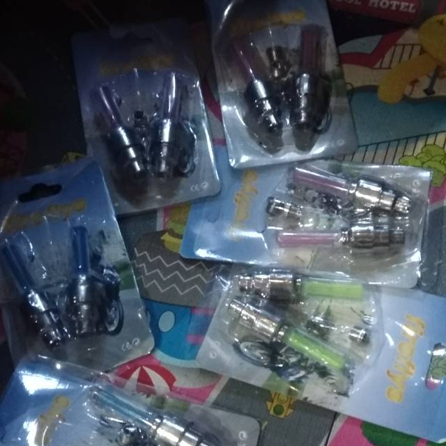 Tutup DOP / tutup pentil Dop LED sepeda/motor