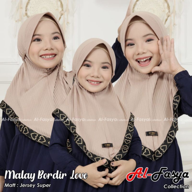 Hijab Instan Plisket Anak motif Renda Love