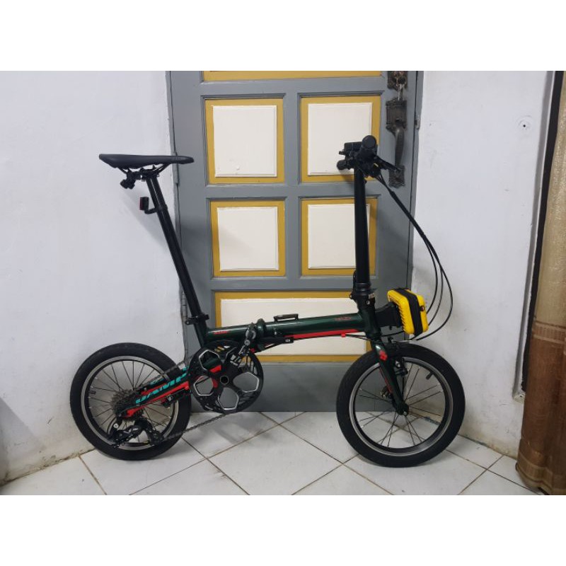 camp hazy 9s like new