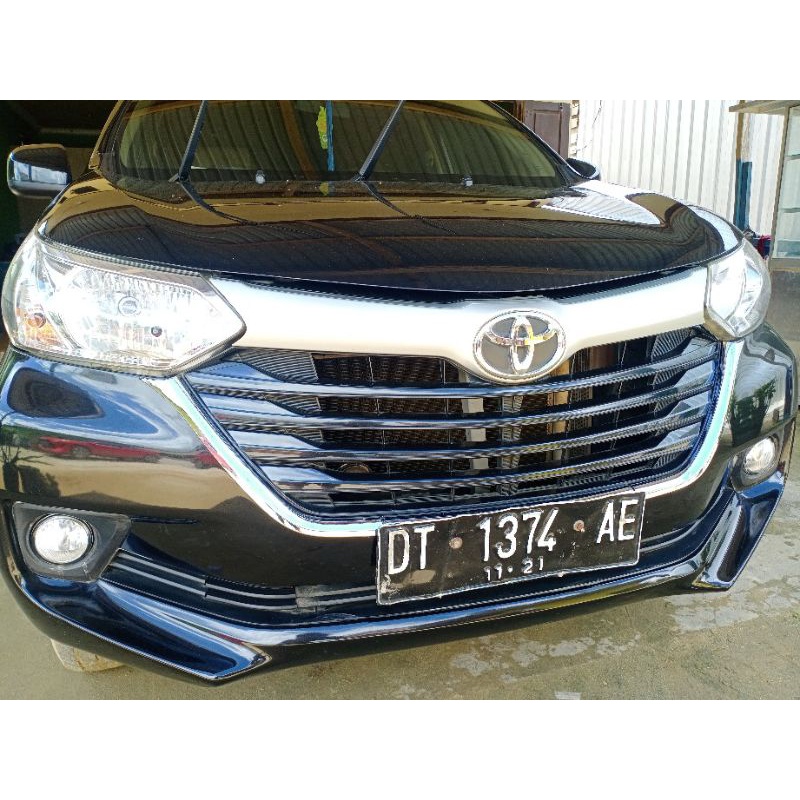 List lis gril grille bumper depan bawah toyota grand avanza/ great xenia 2015 sd 2018 CHROME crome 2017 2016 tempel